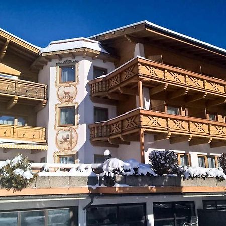Hotel Donnerhof Fulpmes Bagian luar foto