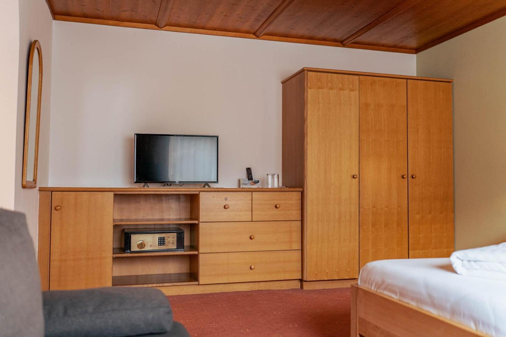 Hotel Donnerhof Fulpmes Ruang foto
