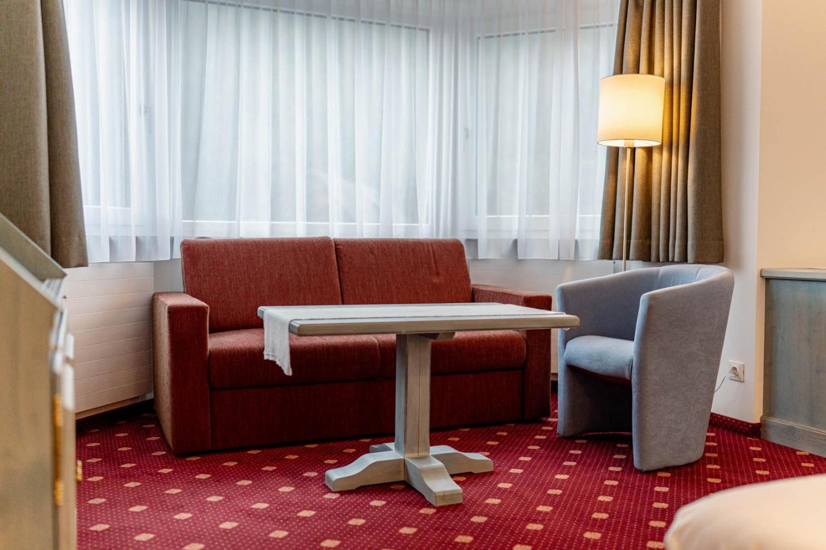 Hotel Donnerhof Fulpmes Bagian luar foto