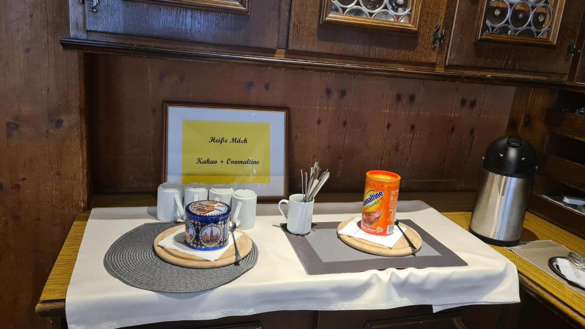 Hotel Donnerhof Fulpmes Bagian luar foto