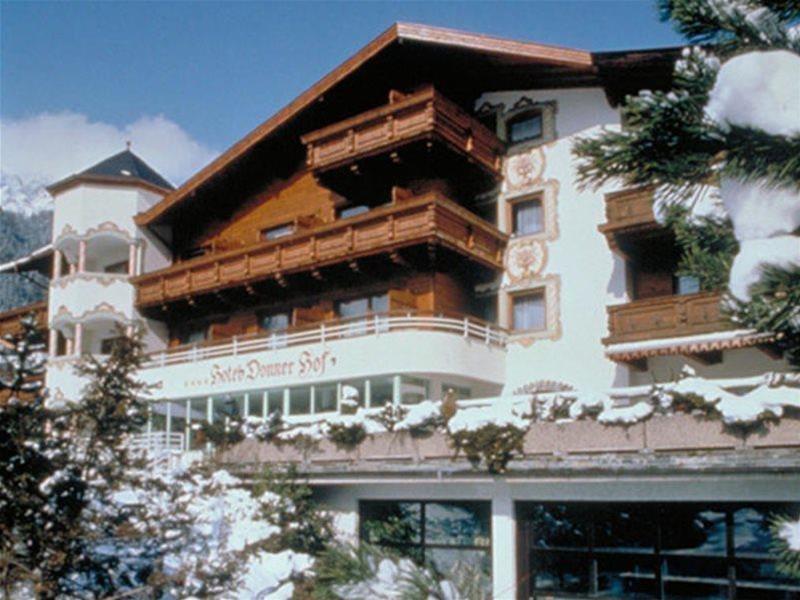 Hotel Donnerhof Fulpmes Bagian luar foto