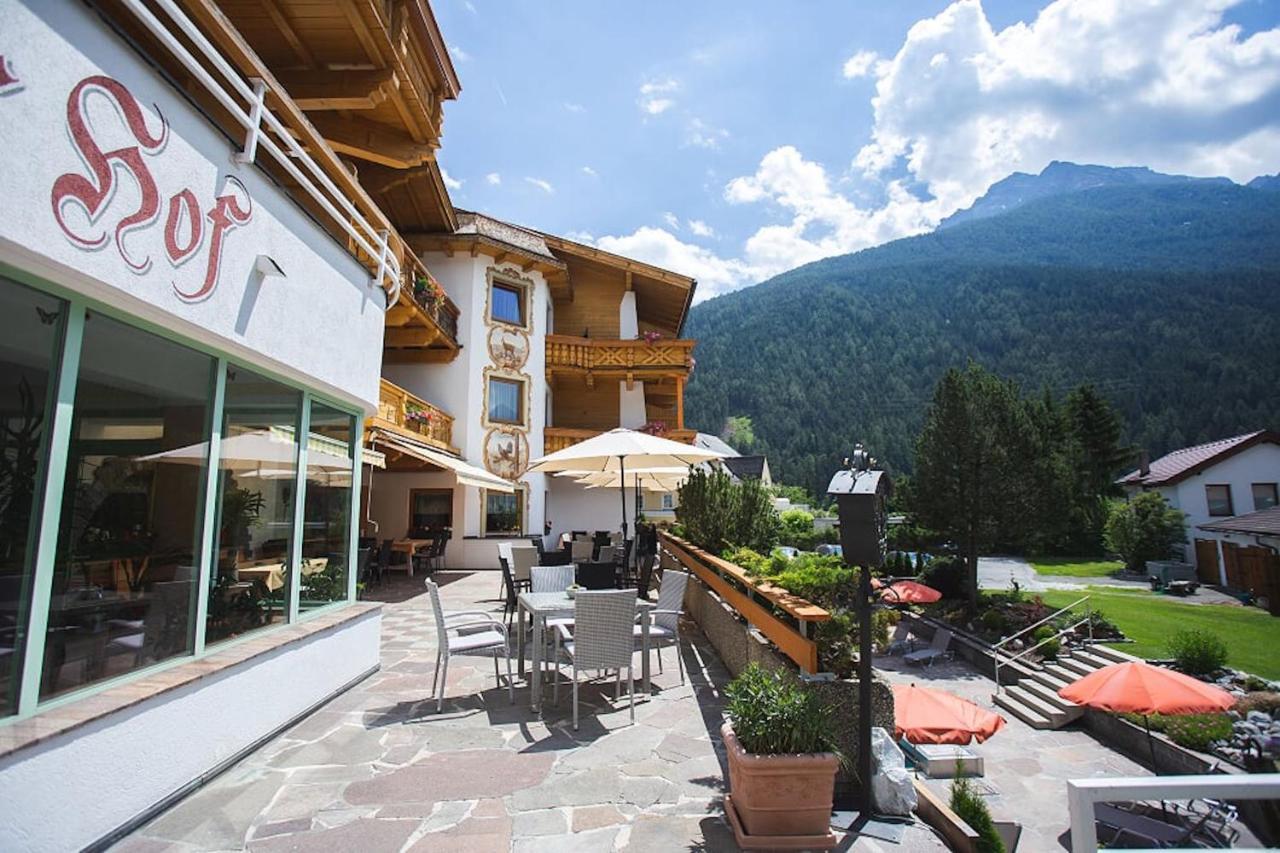 Hotel Donnerhof Fulpmes Bagian luar foto